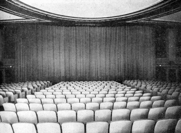 Madison Theatre - Auditorium (newer photo)
